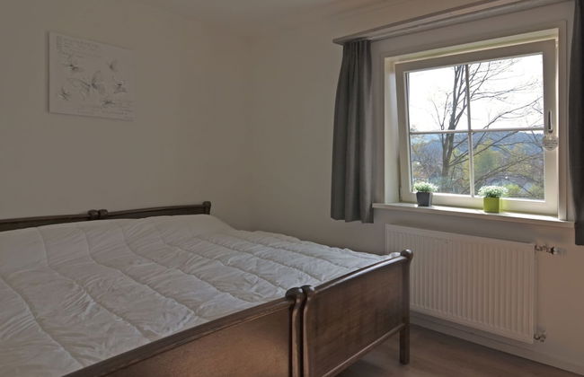 Lovely Group House near Winterberg with Private Sauna, Garden, & Terrace - Foto 9