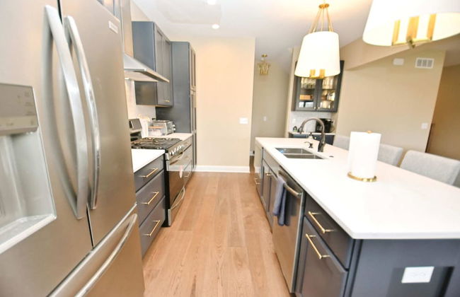 Brand New Luxury Townhouse Steps To Notre Dame Fire Place Fire pit 1418 - Foto 9