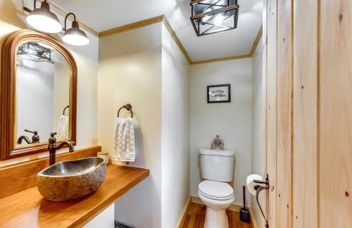 2 Mi to Lake Willoughby Peaceful Log Cabin! - Foto 12