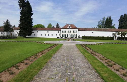 5Sterne Ferienwohnung im Fachwerk mit Bergblick in Alleinlage und großem Garten, Infrarotkabine - Foto 49