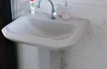 Casa aconchegante com churrasqueira e piscina para um ambiente familiar - Photo 17