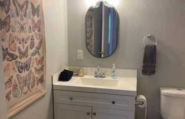 The Delores - 2 Bedroom Apt in Quilt Town, USA - Foto 13