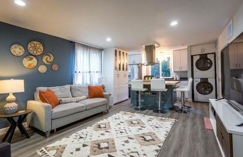 New Oasis -Spa -Firepit -BBQ- Decks-Pet friendly - Foto 1