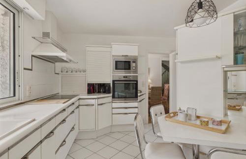 Piscine chauffée, Grand jardin, maison pour 8 - Foto 14