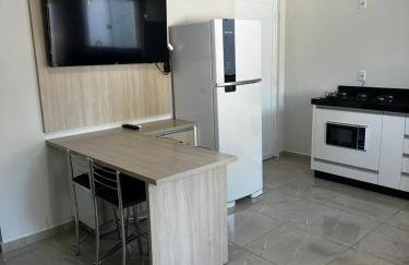 Casa confortável para até 4 pessoas - 2 quartos - ótima localização - Foto 8