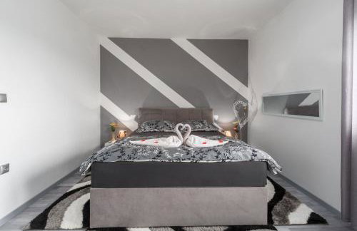 Apartment 50 shades of grey Poreč - Photo 10