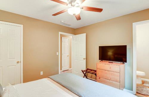 Campton Cottage with Hot Tub, Near Hiking and Climbing - Foto 13