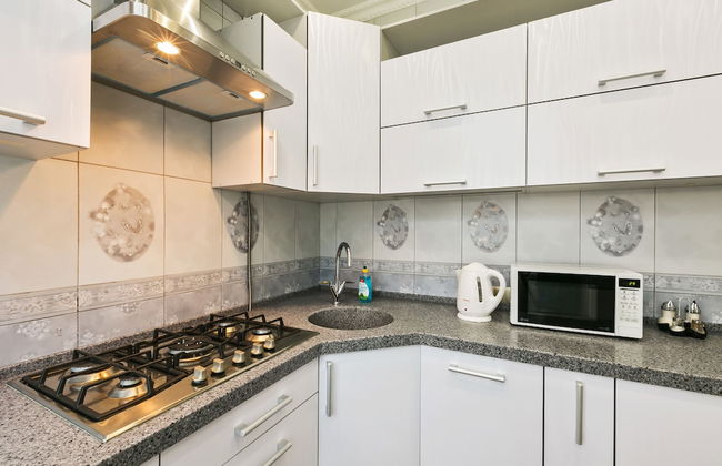 GM Apartment Novokuznetskaya 43-16 - Photo 13