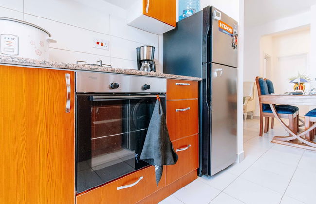 Ocean View 2 bed apartment - Photo 13