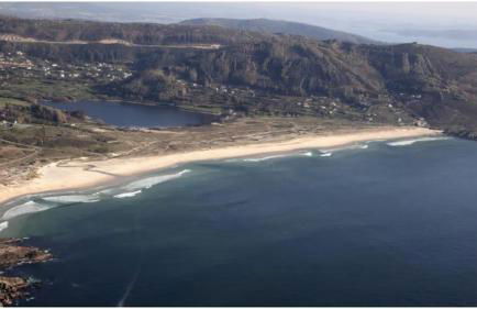CASA AREALBA Casa con piscina muy cerca de las playas de San Xurxo y Doniños - Foto 41