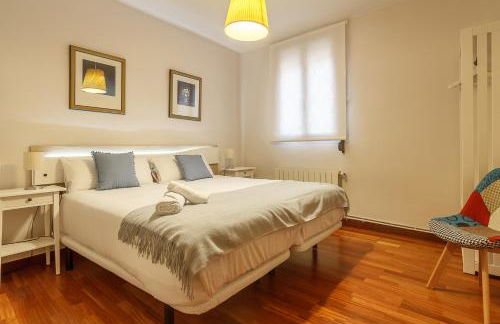 Vivienda turistica en el centro reformada con wifi - Foto 1