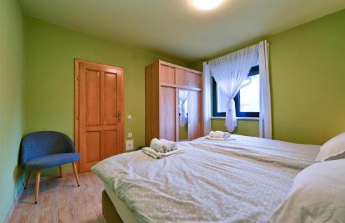 Gorgeous Home In Plesivica With Wifi - Foto 32