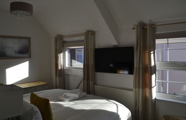 Frinton Escapes - The Cottage - Photo 7