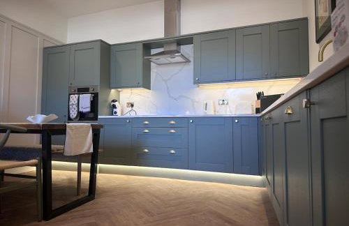 Dog Friendly 3 bedroom apartment - Foto 25