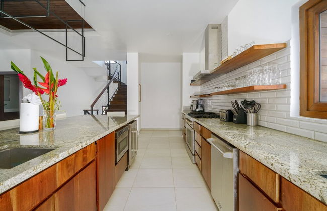 NEW Oceanfront 5 Bedroom Private Island Villa - Foto 8