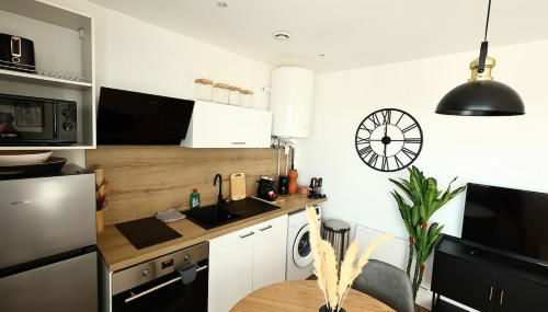 Le Quai 02 - Foto 3, furniture, stove, storage, heating, toaster