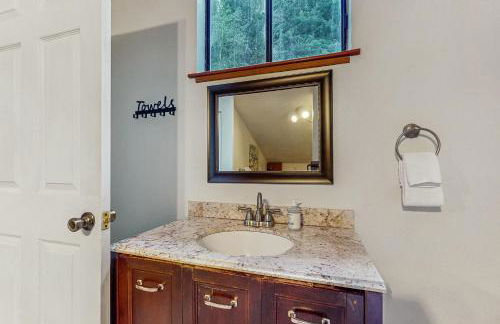 Peaceful Creekside - Foto 16