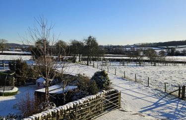 The Woottons Barn with Hot Tub - Foto 6
