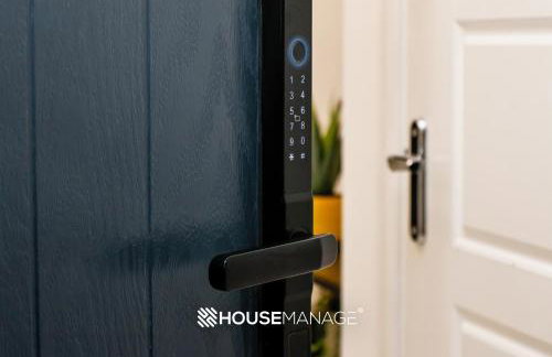 Modern Beautiful 5 bed -Sleeps 13 - Free Parking - Foto 30