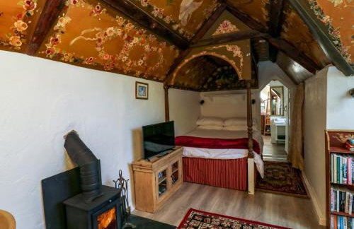 Toad Hall Cottage - Photo 11