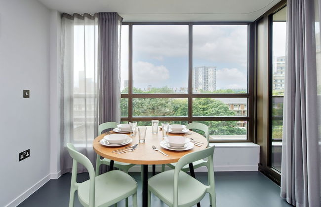 Fabulous Two-bedroom Apartment in Poplar - Foto 6