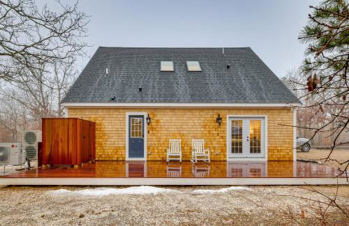 Easy Coast Access! Elevated Marthas Vineyard Stay - Foto 28