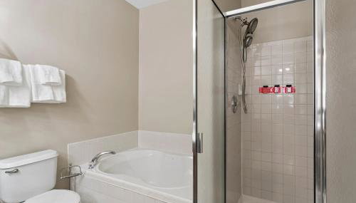 Metro & Andrews AFB Nearby Perfect Townhome! - Foto 3