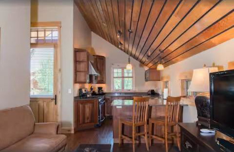 Luxury Home with Stunning 4 Peak Views - Foto 21