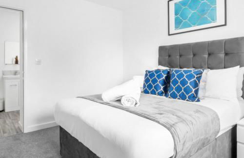 Modern 2 Bed Apartment - Parking - Smart TV - Fast Wi-Fi 27CR - Foto 15