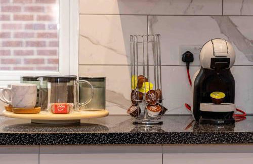 Vibrant 2br Apartment In Chorlton, Free Parking - Foto 15