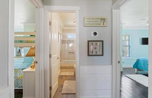 Steps to Beach, King Beds, Pet and Kid Friendly - Foto 5