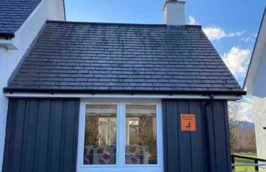 Wee Cruive immaculate studio apartment - Photo 3