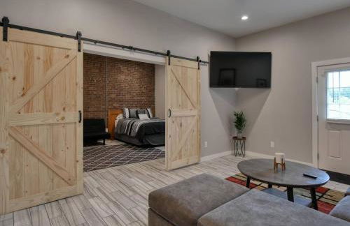 734 East Broadway, Unit 101 - Foto 23