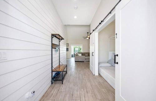 Mini Golf Course*Heated Saltwater Pool*Lakeview! - Foto 17