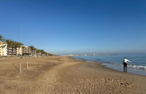 Ideal para familias con jardín privado, piscina y playa a 2 min - Photo 24