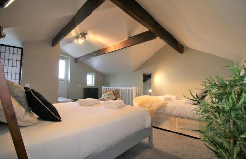 Stylish Loft Apartment by Property Promise - Foto 18