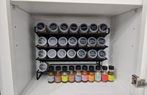 Spacious, Renovated, 5-bedroom Retreat, Near I-85 - Photo 15