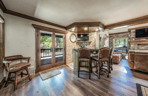 Lux Western Cabin Pool Table Ping Pong Vibes - Foto 28