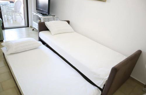 By the sea - Photo 17