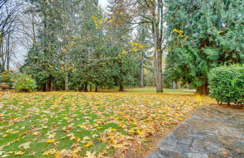 The Cedars Spacious Group Getaway in Snohomish - Photo 36