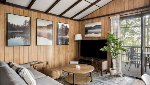 Secluded Cabin Hot Tub, Huge Deck, Fire Pit, WiFi - Foto 2