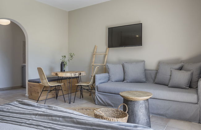 Avithos Resort Apartments Hotel - Photo 13