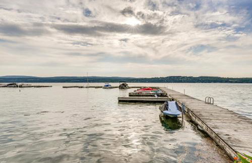 Canandaigua Lake Romantic Getaway with Boat Slip! - Foto 23