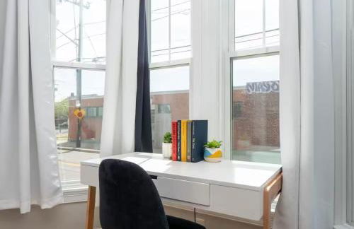 Jennifer's Modern Federal Hill Apt w Private Deck - Foto 13