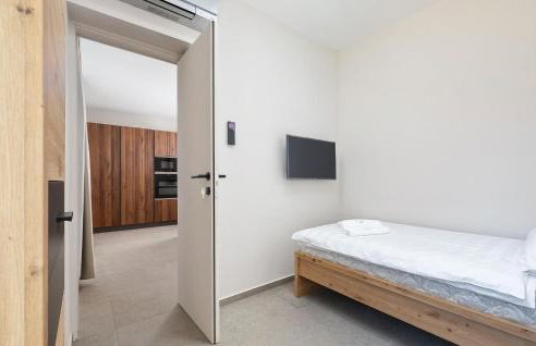 Awesome Home In Salvela With Sauna - Photo 32