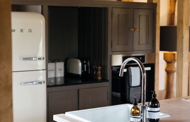 Retreat East - Photo 80