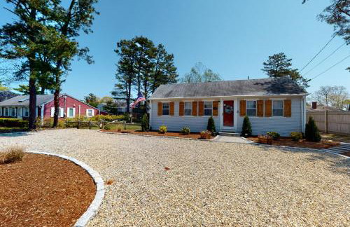 Cape Cod Beach Cottage - Foto 17