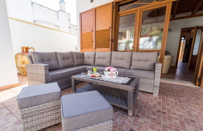 Villa Geraldina con piscina - Foto 2