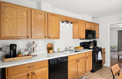 Heights Records - a trendy 2BD - Foto 25