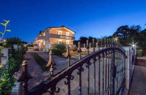 Vacation villa Matic with 7 bedrooms - Foto 71